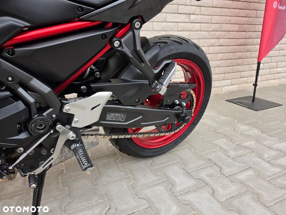 Kawasaki Z 650 - 18