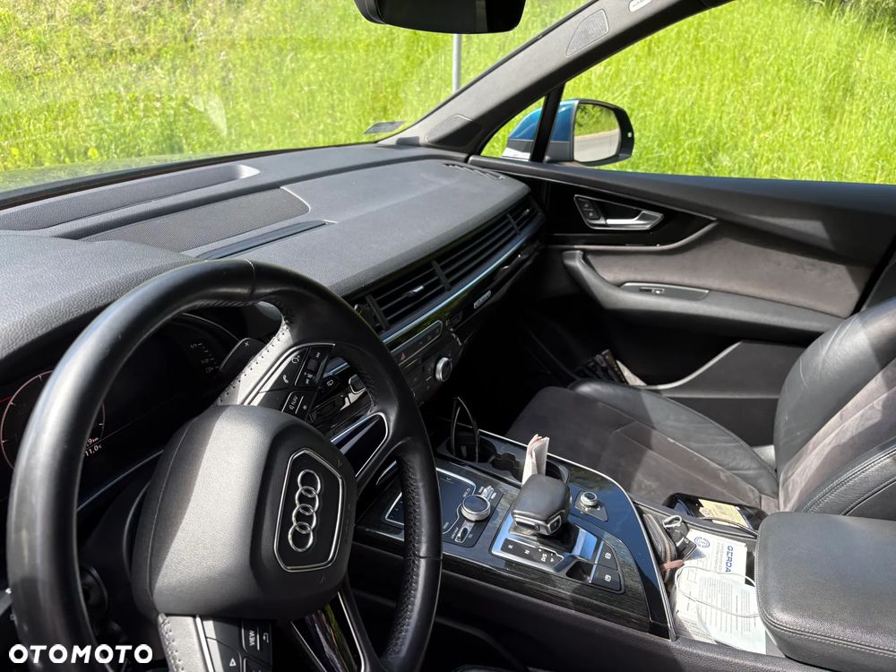 Audi Q7 - 13