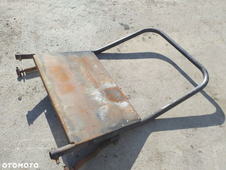ODRZUTNIK BEL PRASA NEW HOLLAND BR7070 180R 2009R - 2