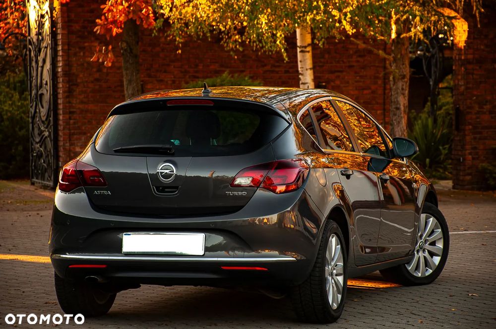 Opel Astra 1.6 ECOTEC DI Turbo ecoFLEX Start/Stop Exklusiv - 17