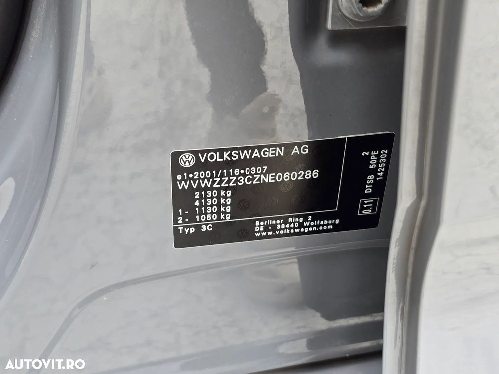 Volkswagen Passat 2.0 TDI DSG Highline - 10