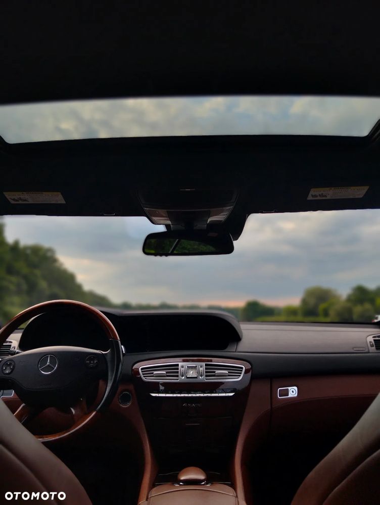 Mercedes-Benz CL 500 4-Matic - 12