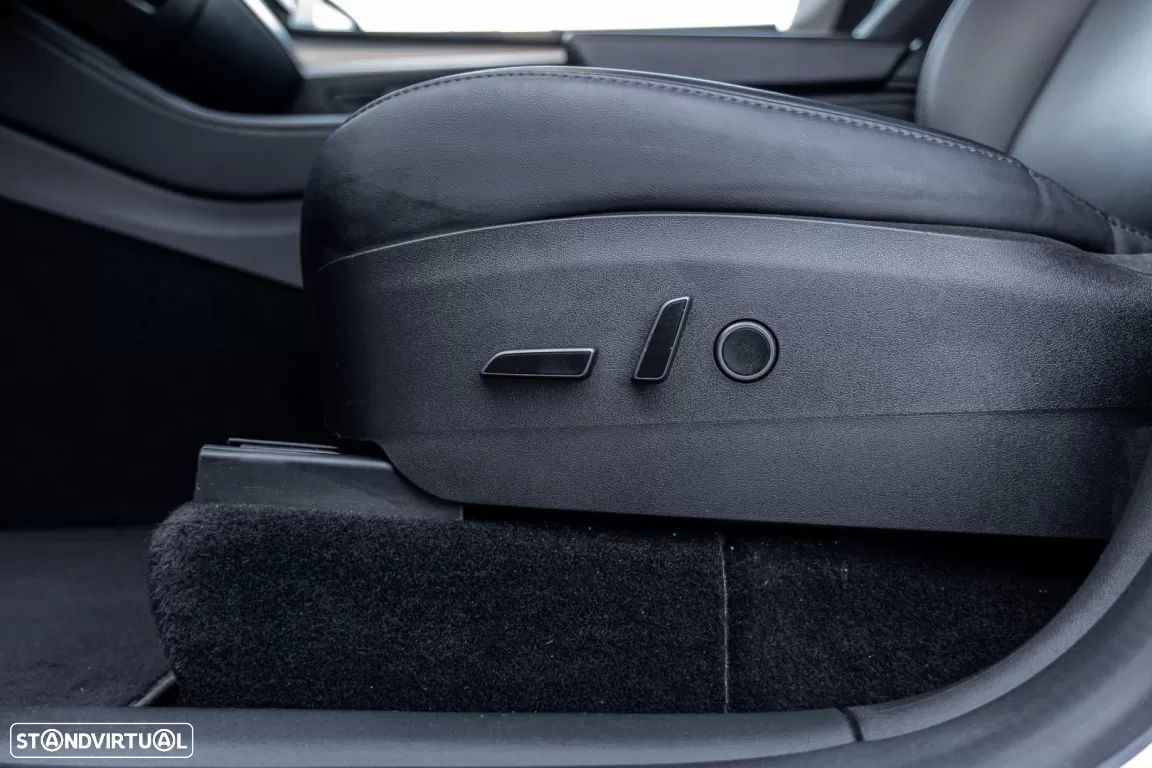 Tesla Model Y Tração Traseira - 12