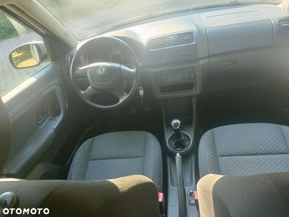 Skoda Roomster 1.2 TSI FAMILY - 12
