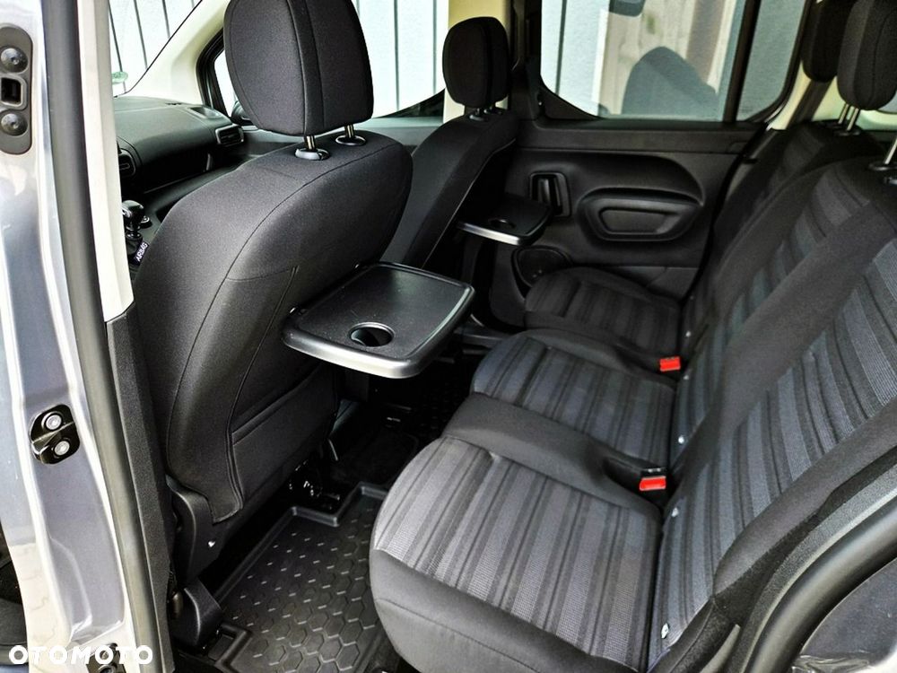 Opel Combo - 9