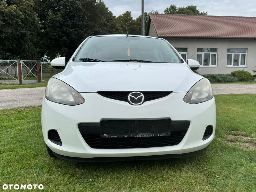Mazda 2 - 16