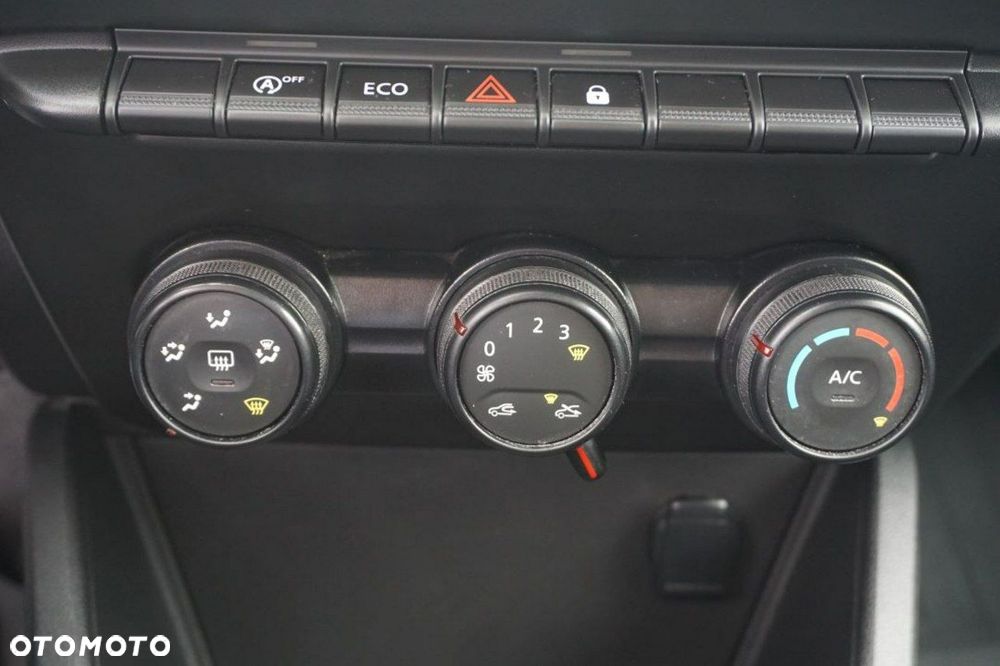 Dacia Duster 1.6 SCe Essential - 20