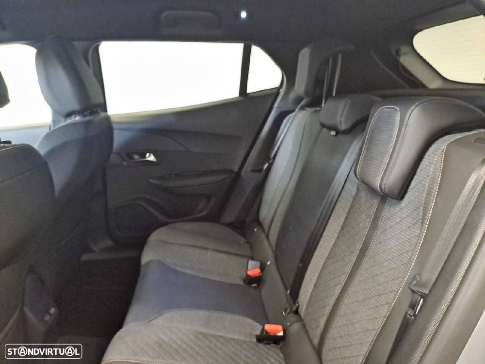 Peugeot 2008 1.2 Hybrid Allure e-DCS6 - 10