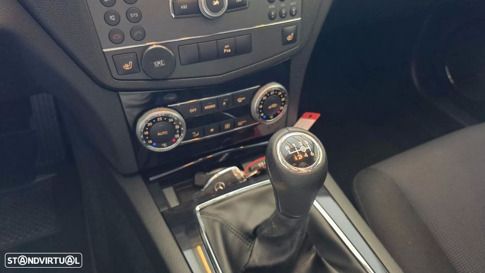 Mercedes-Benz C 220 CDi Elegance BlueEfficiency - 42