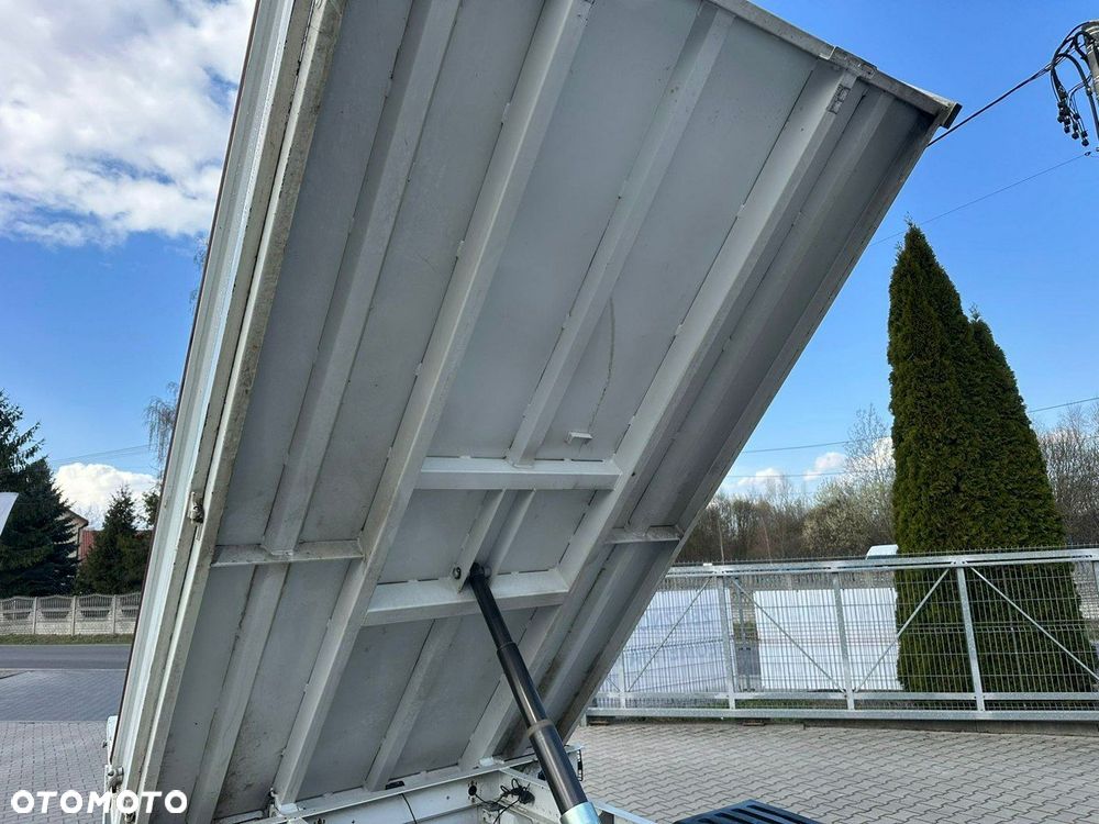 Mercedes-Benz Sprinter - 17