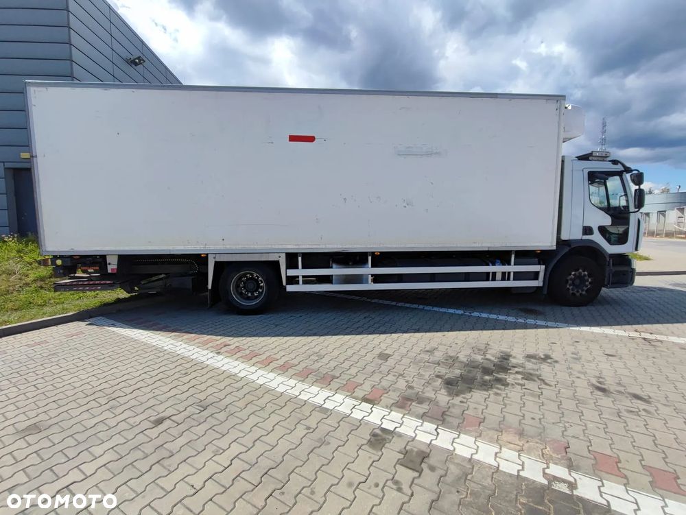Renault Premium - 3