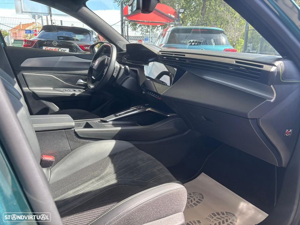 Peugeot 308 SW 1.5 BlueHDi GT EAT8 - 36