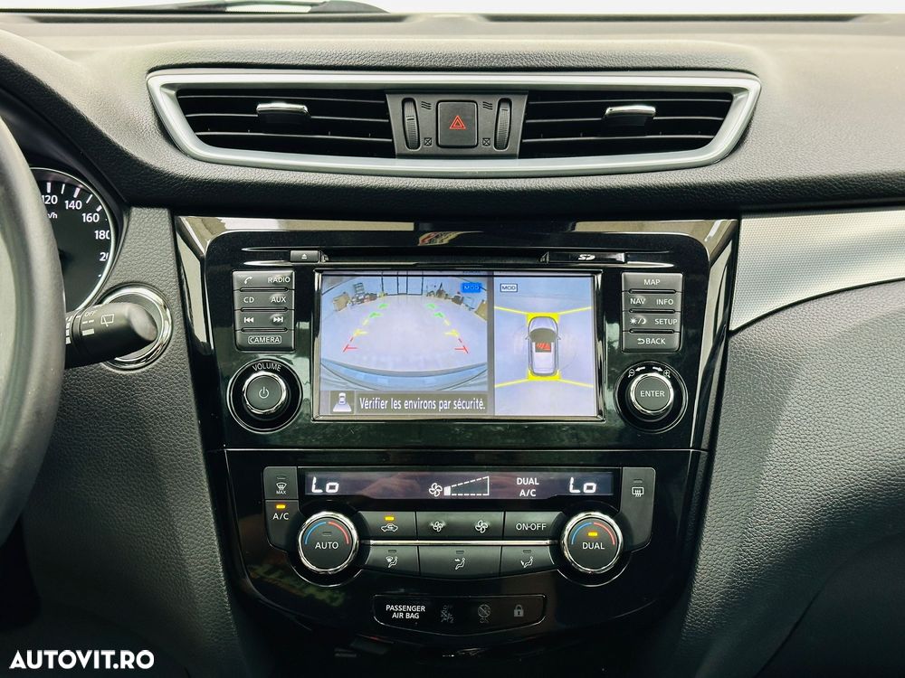 Nissan Qashqai 1.2 DIG-T Start/Stop N-Connecta - 28