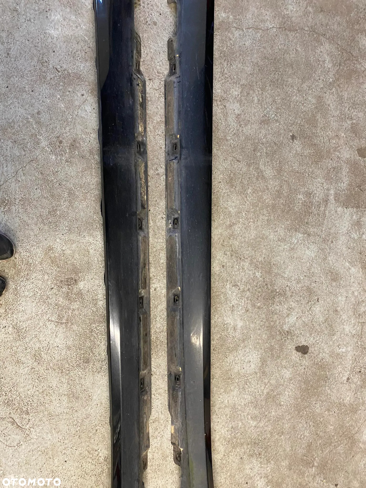 MERCEDES W251 LISTWA PROGOWA PRAWA LEWA C197 A2516980754 - 3