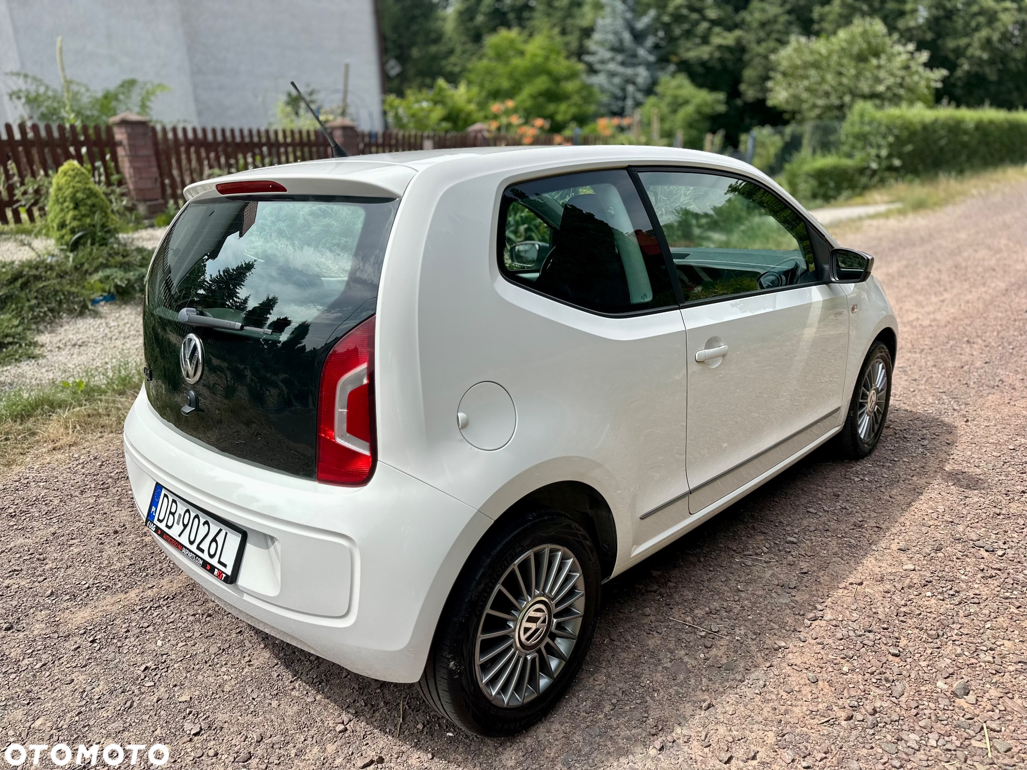 Volkswagen up! cheer - 3