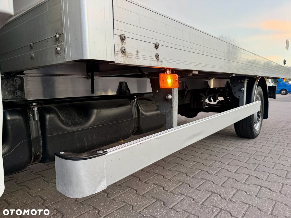 Iveco DAILY KONTENER 8EP / SALON POLSKA / GWARANCJA W CENIE / FAKTURA VAT 23% / LEASING, KREDYT - UPROSZCZONA PROCEDURA - 28
