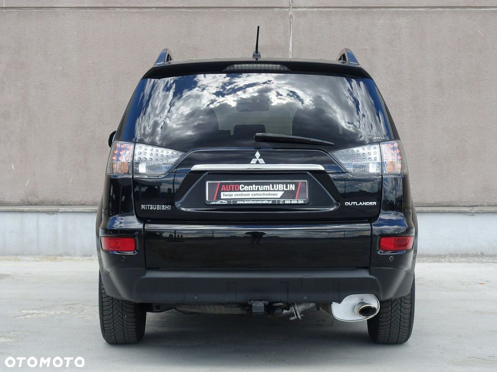 Mitsubishi Outlander 2.4 4WD Invite - 10