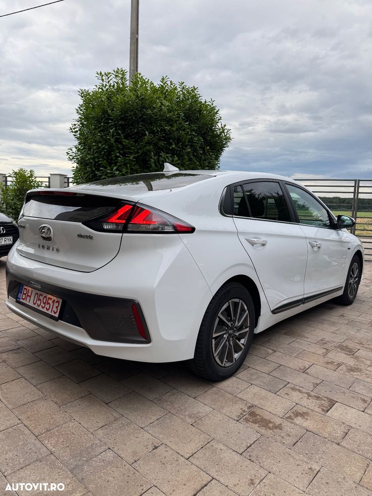 Hyundai IONIQ Elektro - 3