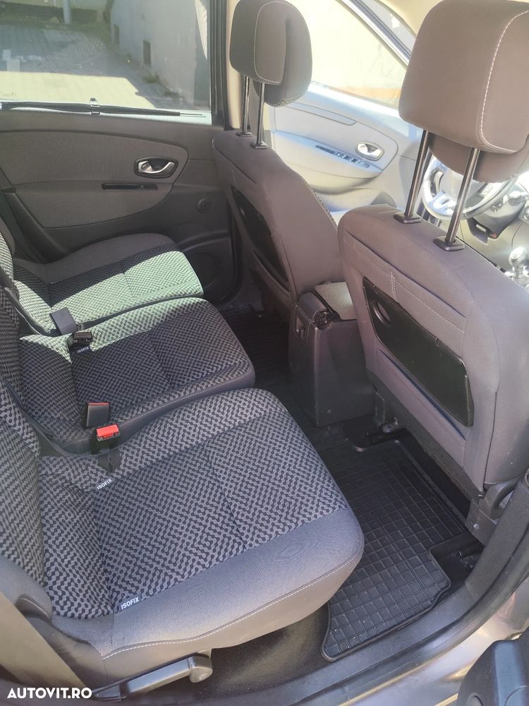 Renault Grand Scenic dCi 110 Expression - 8