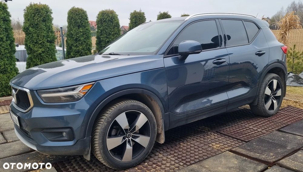 Volvo XC 40 T5 AWD Geartronic Momentum Pro - 2