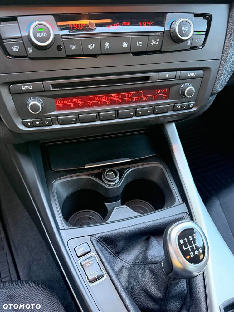 BMW Seria 1 118d - 25