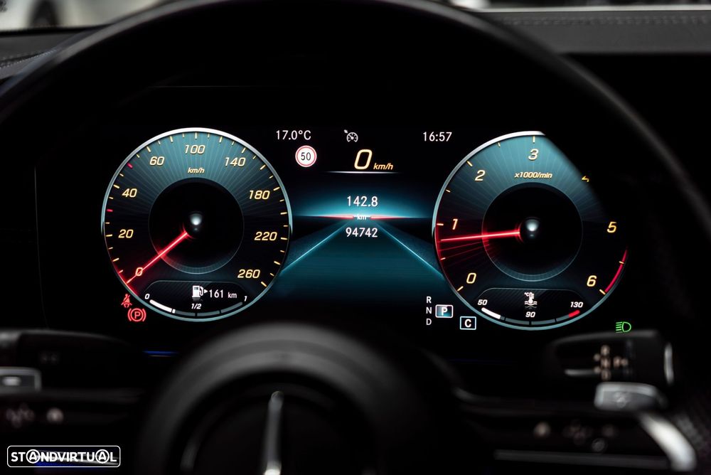 Mercedes-Benz E 220 d AMG Line - 20