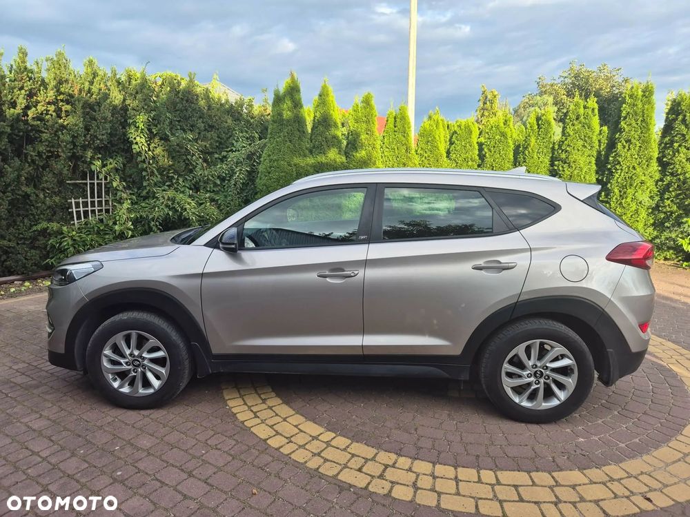 Hyundai Tucson 1.6 GDI BlueDrive GO 2WD - 17