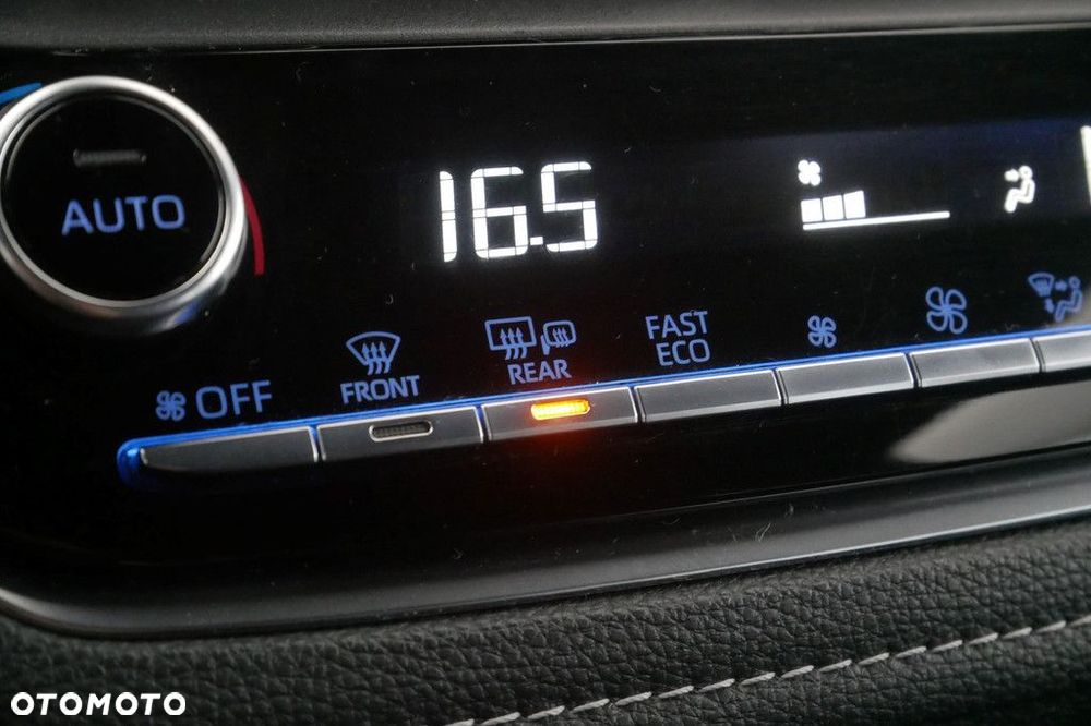 Toyota Corolla - 23