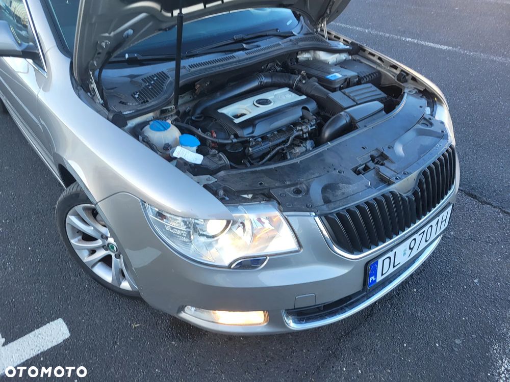 Skoda Superb 1.8 TSI Exclusive - 24