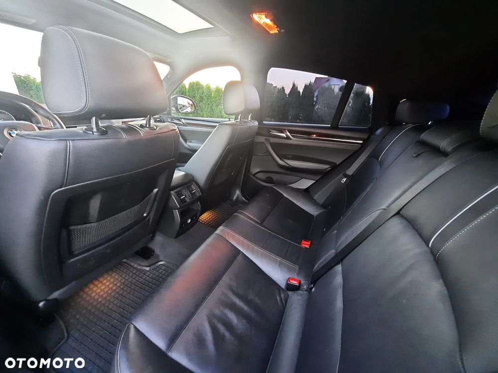 BMW X4 xDrive28i xLine - 11