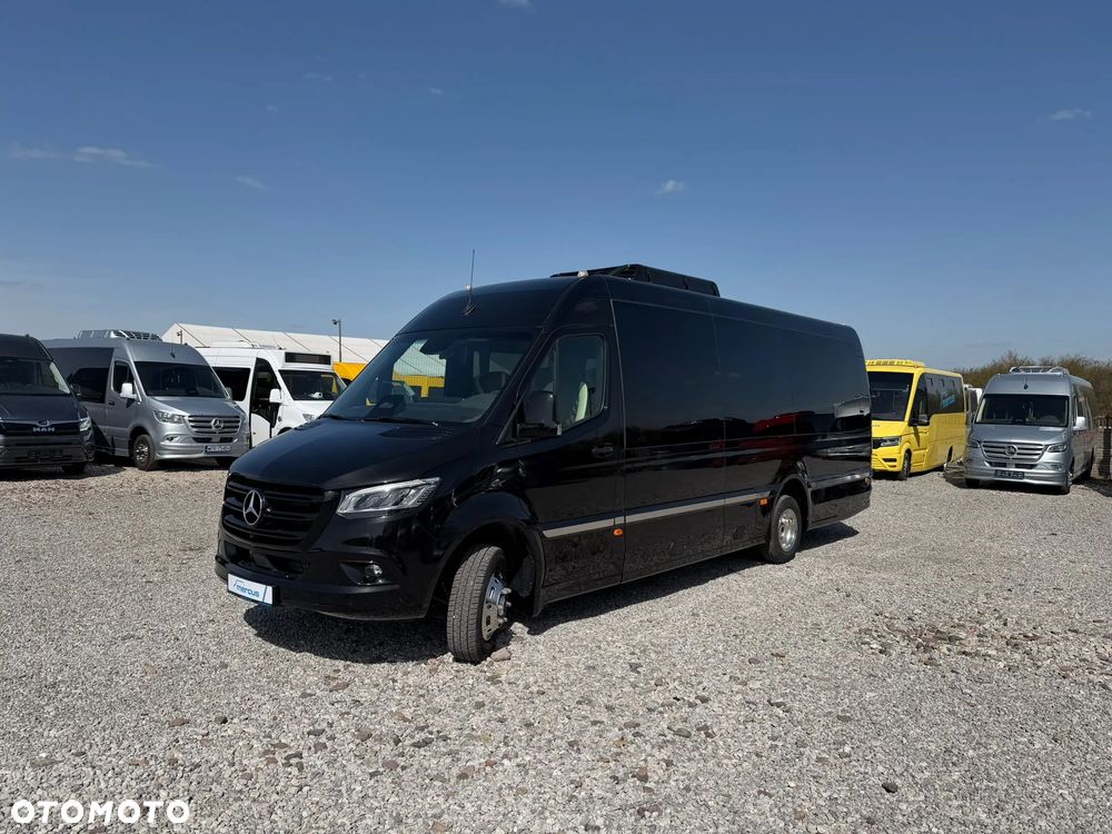 Mercedes-Benz Sprinter 519 - 14