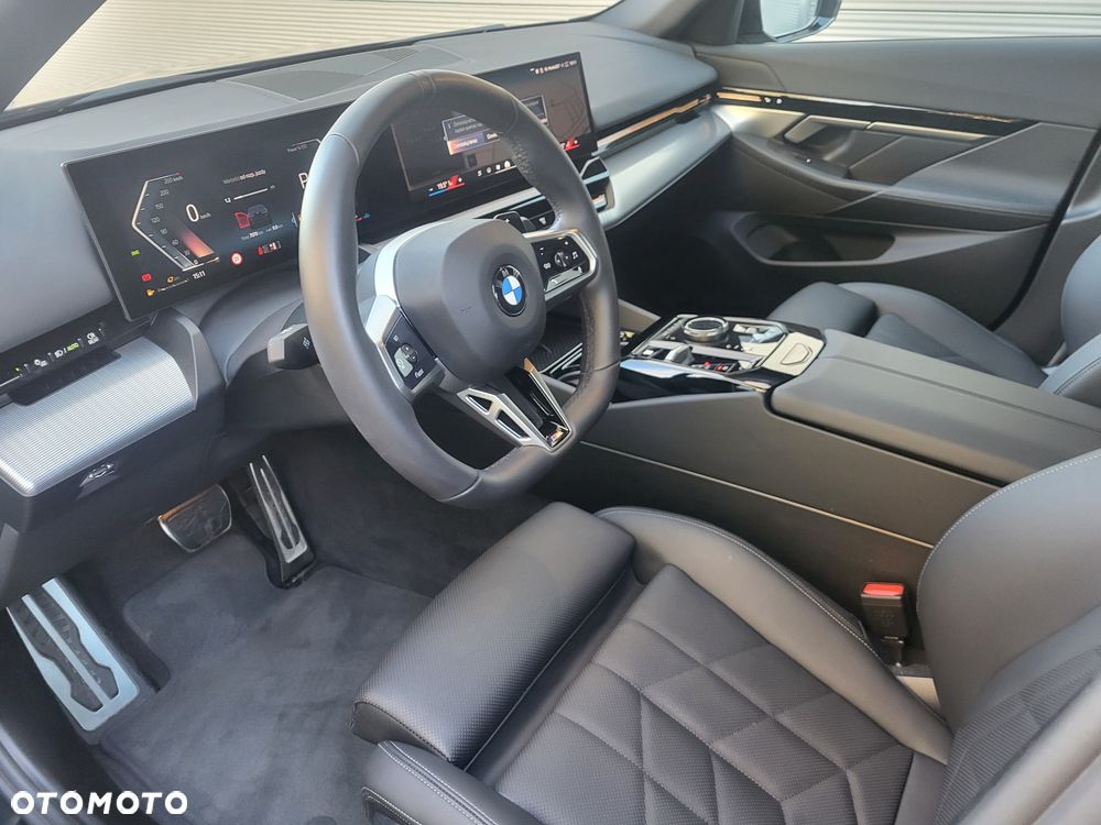 BMW Seria 5 520d xDrive mHEV M Sport - 4