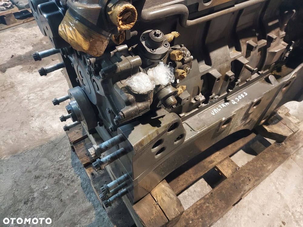 SILNIK BLOK 453086424 CIĄGNIK VALTRA Q305S 2024R - 2
