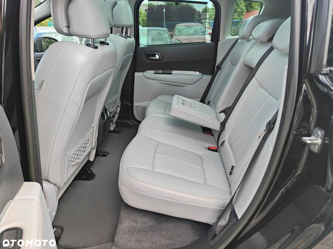 Peugeot 3008 HDi 160 Automatik Business-Line - 29