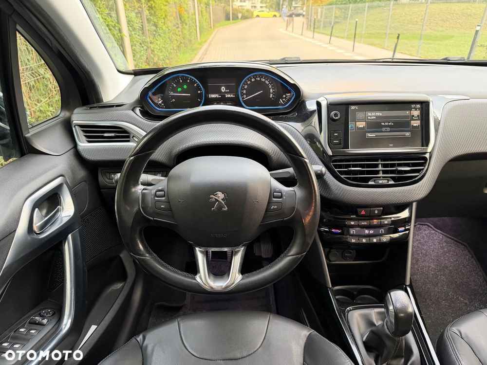 Peugeot 2008 120 VTI Allure - 12