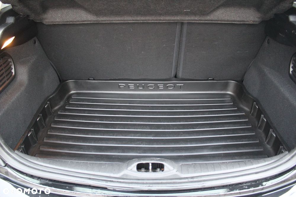 Peugeot 208 1.2 VTi Style - 12