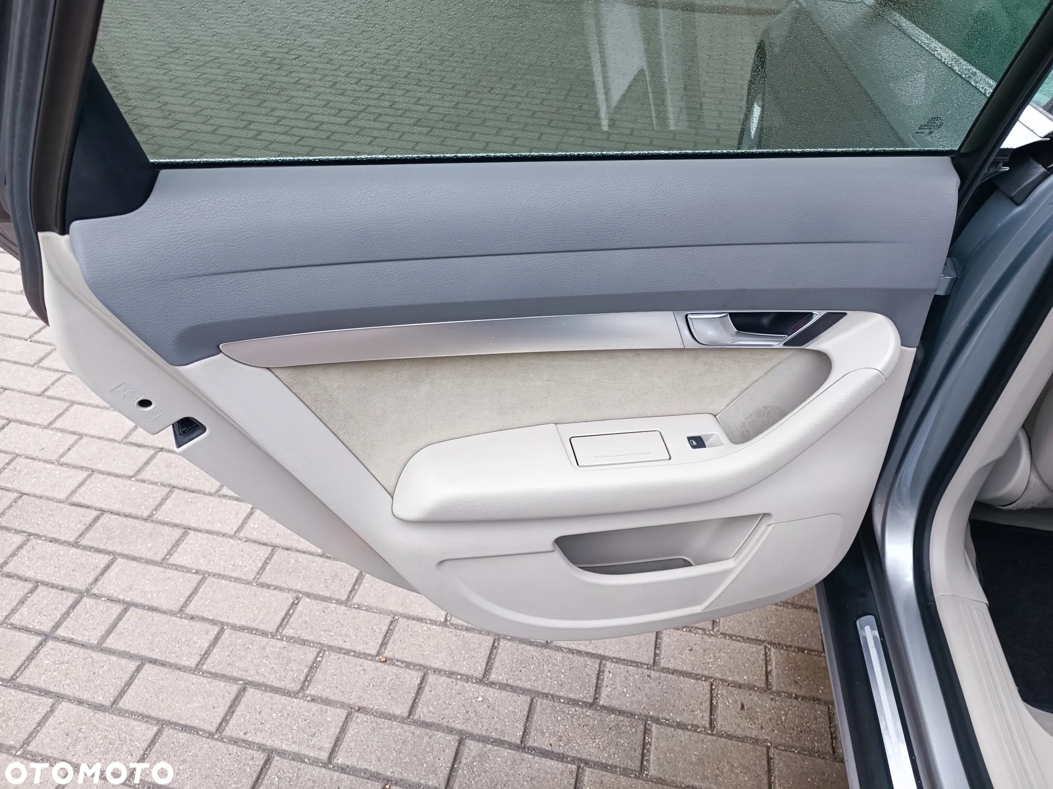 Audi A6 Avant 2.7 TDI DPF quattro tiptronic - 30