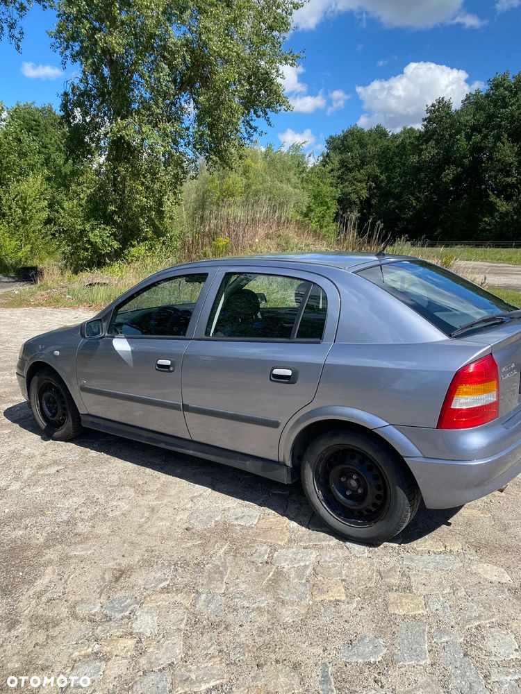 Opel Astra 1.4 Enjoy - 4