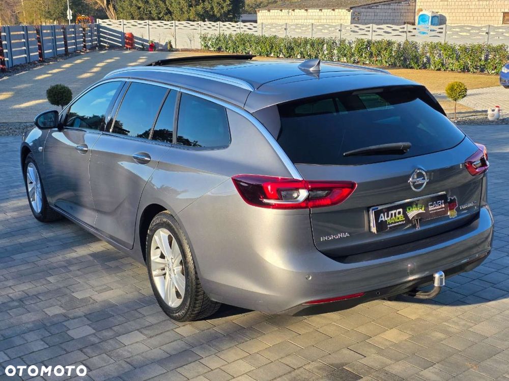 Opel Insignia - 35