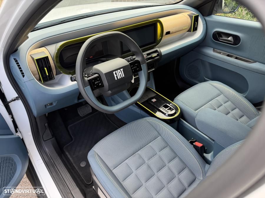 Fiat Grande Panda 1.2 Hybrid La Prima eDCT — fotografia 11