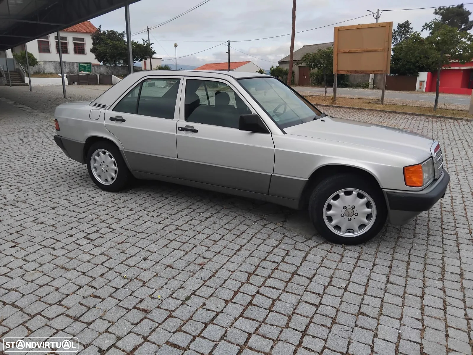 Mercedes-Benz 190 D 2.0 - 3