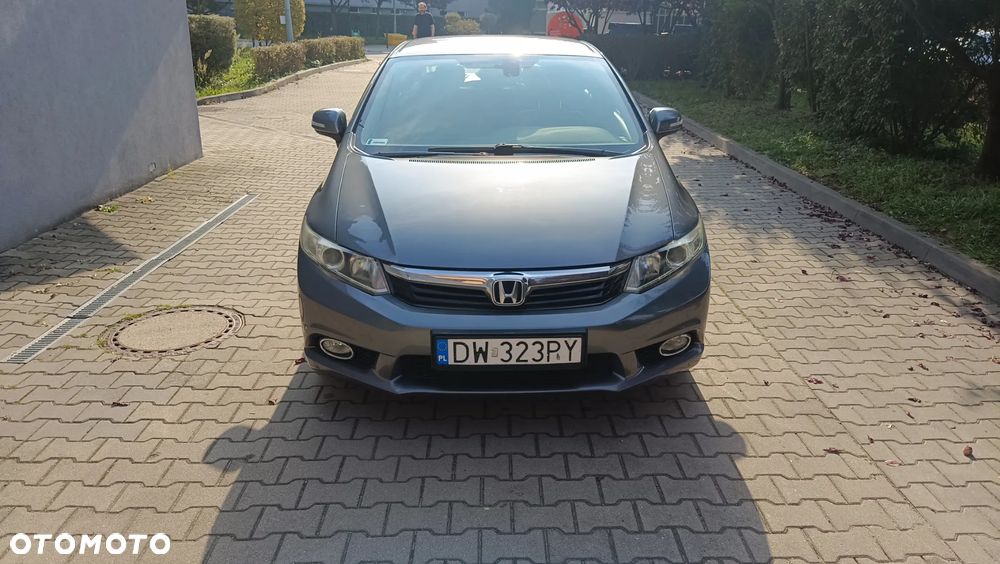 Honda Civic 2012 photo 4