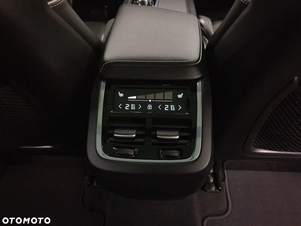 Volvo XC 60 B5 D AWD Geartronic RDesign - 26