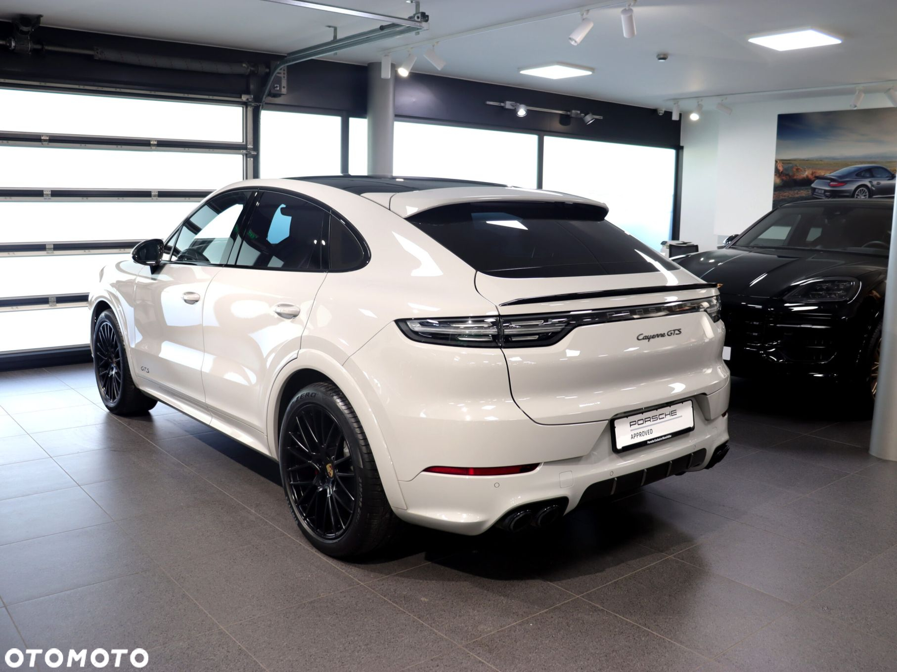 Porsche Cayenne Coupe GTS - 3