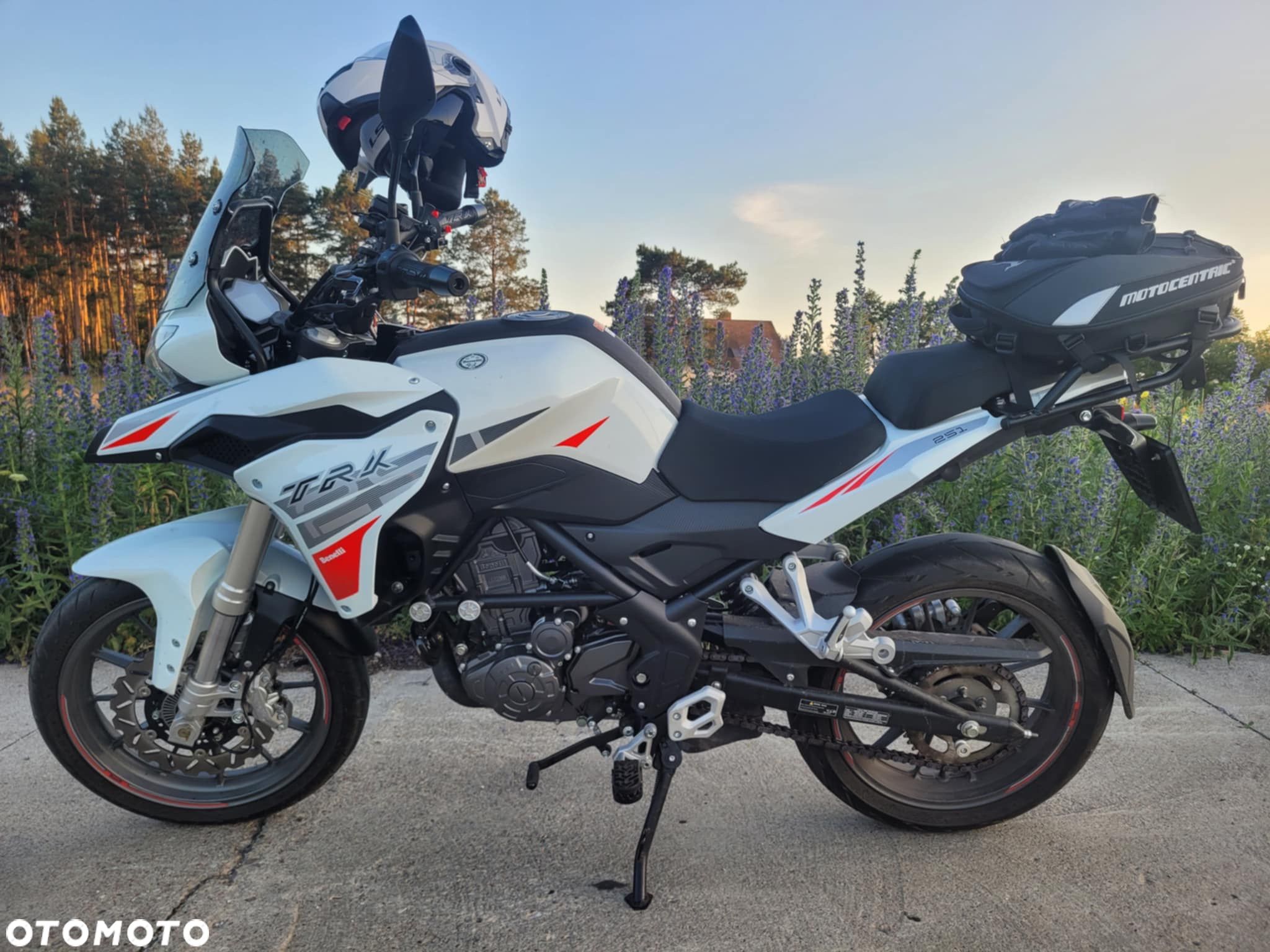 Benelli TRK 251 - 1