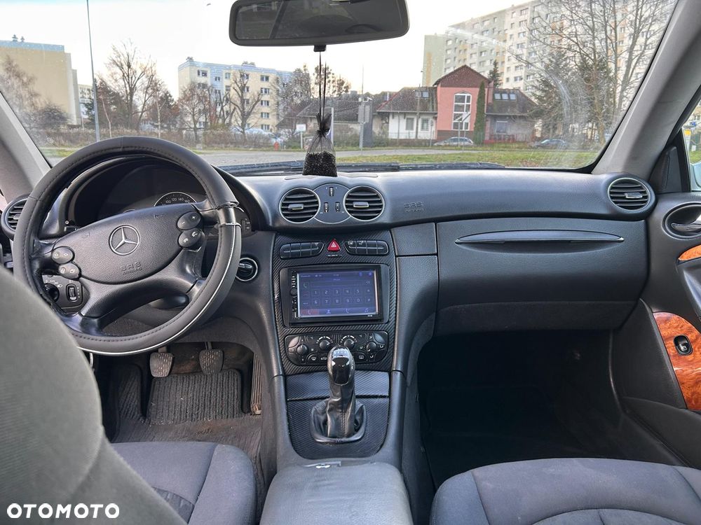 Mercedes-Benz CLK 270 CDI Elegance - 12