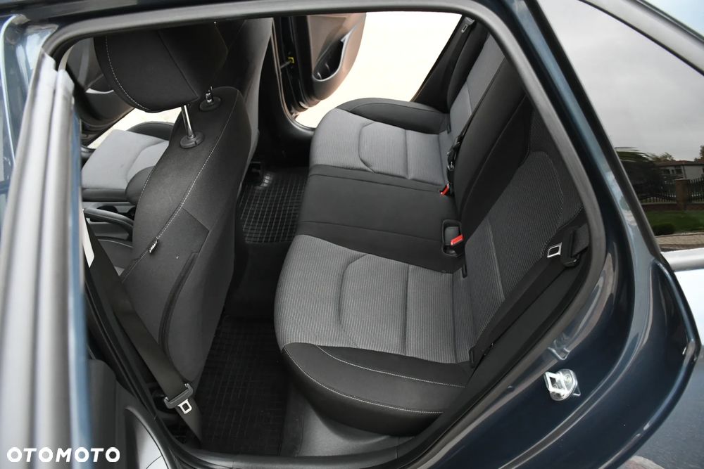 Hyundai i30 1.5 DPI Comfort - 24