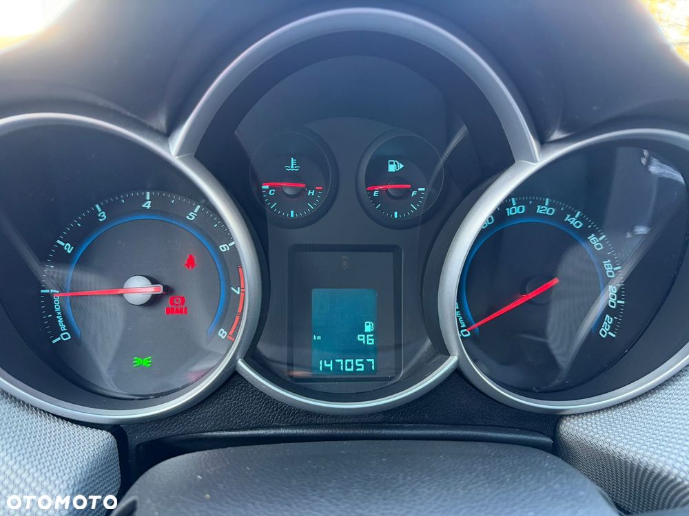 Chevrolet Cruze 1.6 LT+ - 13