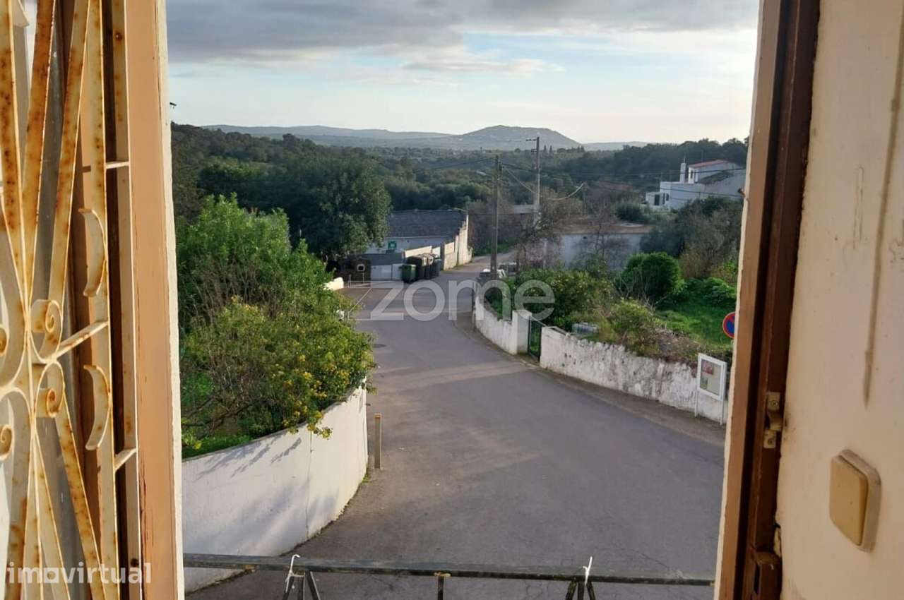 Moradia T3 com dois andares, em Penina, Benafim, Loulé - Grande imagem: 2/33