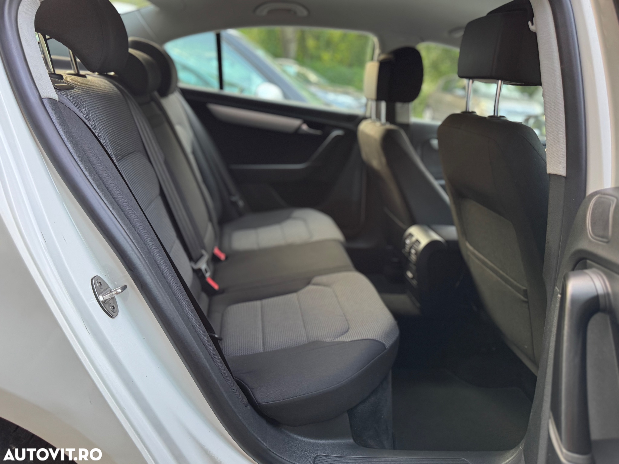 Volkswagen Passat Variant 1.6 TDI Comfortline - 6